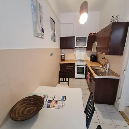 Apartment Marble -near Buda Castle Budapest